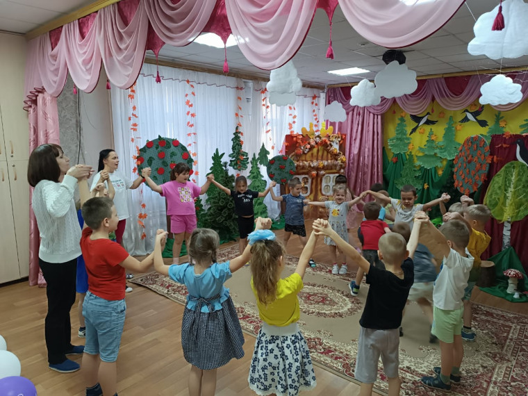 4 ноября -День народного единства. Если мы едины - мы непобедимы! ".