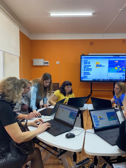 Муниципальный семинар-практикум "IT-куб" как ресурс формирования цифровых компетенций у обучающихся и педагогических работников".